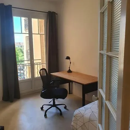 Apartament Grand T3 Refait A Neuf, A 5 Min Gare Et Centre *