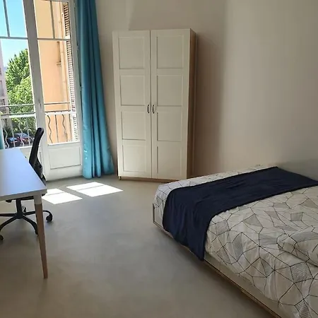 Apartament Grand T3 Refait A Neuf, A 5 Min Gare Et Centre Tulon